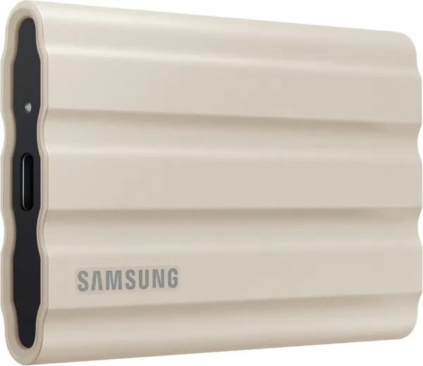 Samsung T7 Shield SSD Portatile da 1 TB, USB 3.2 Gen.2, beige (MU-PE1T0K/EU), compatibile con Mac, iPhone e iPad - immagine 2