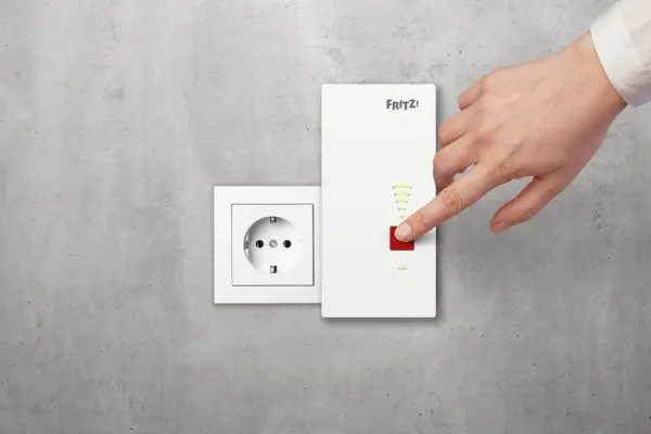 AVM FRITZ!Repeater 2400 (Dual-WLAN AC + N fino a 1.733 MBit/s + 600MBit/s), 1x Gigabit-LAN, WLAN Mesh - immagine 7